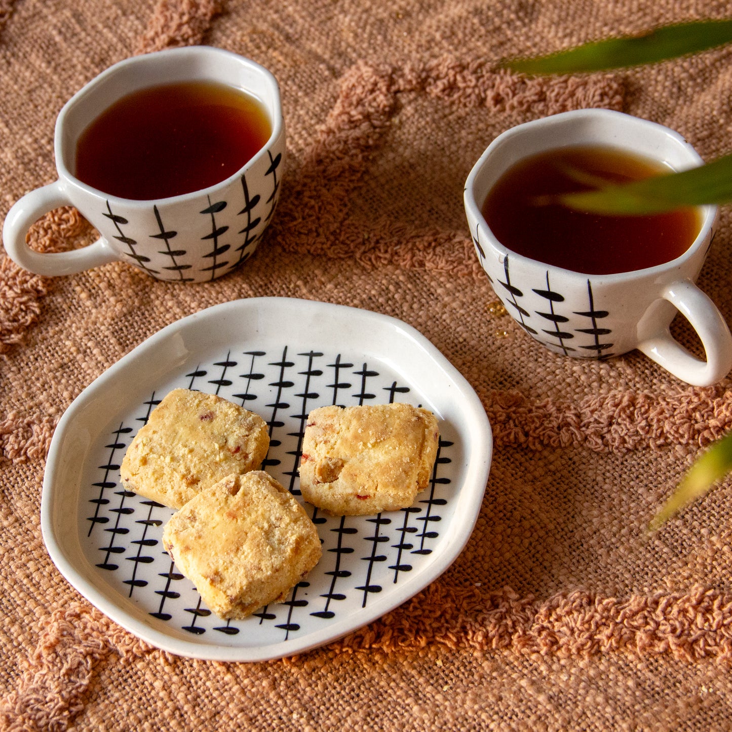 Coffee Mugs & Platter Set