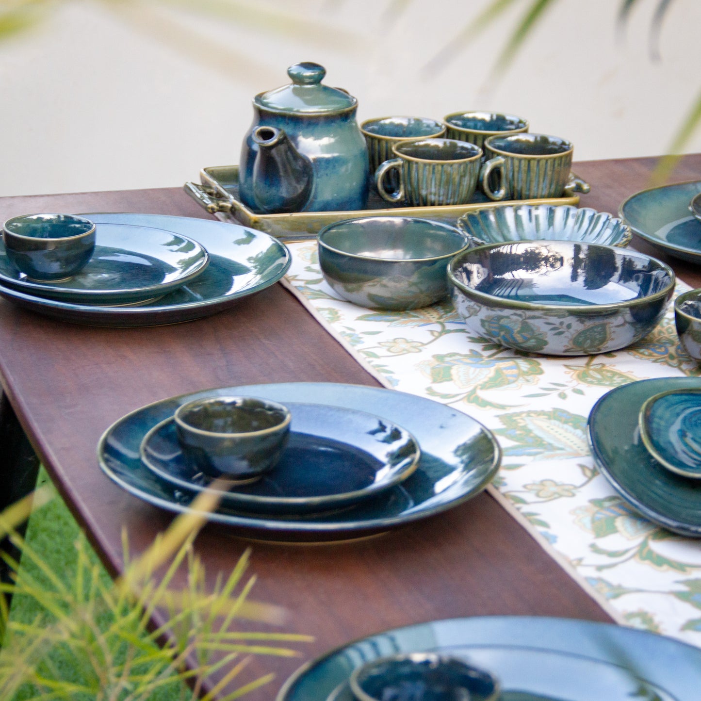 Forest Green Dinner Set