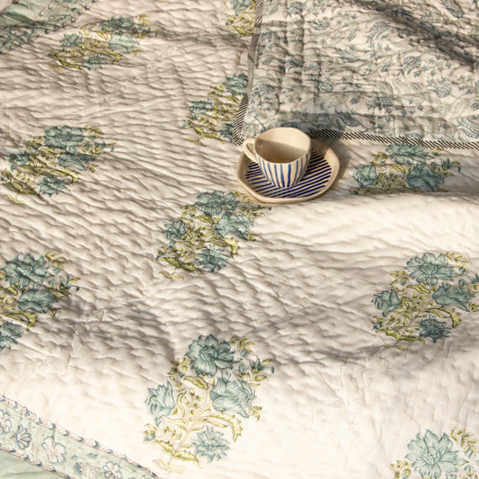 Blue Orchid Reversible Quilt - Single Bed