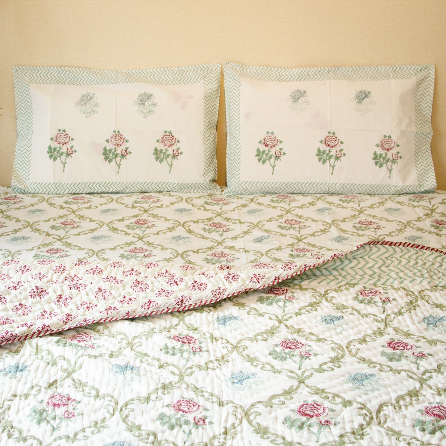 Canopy Bedding Set
