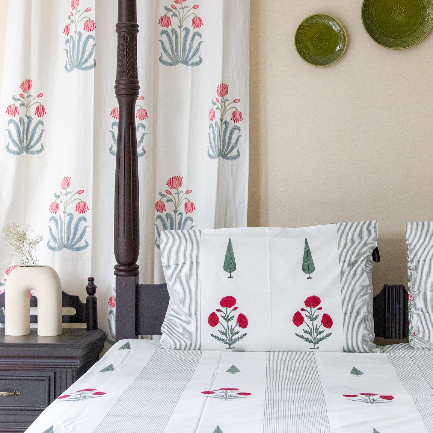 Gardenia Glow Hand Block Printed Bed Sheet