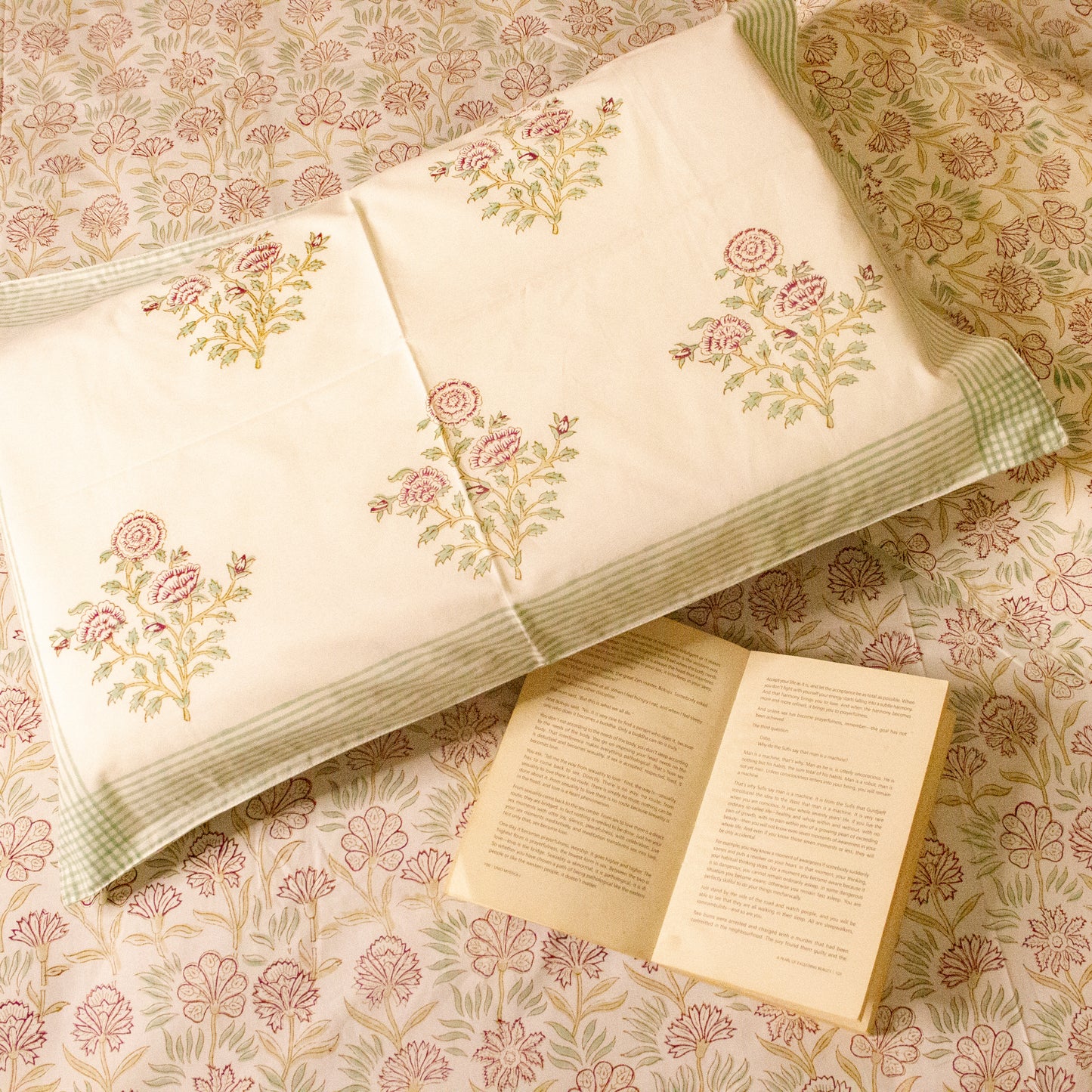 Dahlia White Hand block printed Bed Sheets