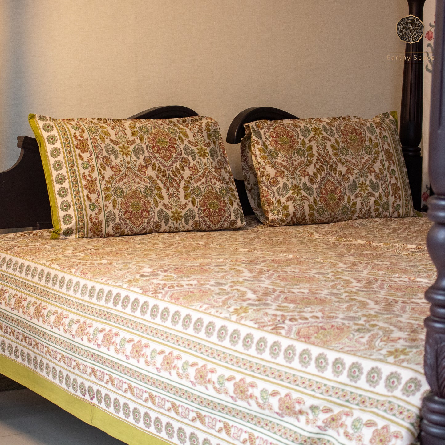 Amber Palace Print  - Bedsheet 108" by 108"