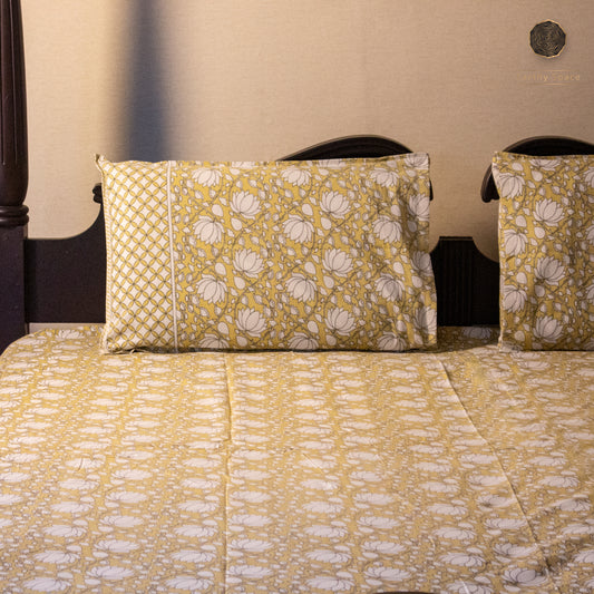 Desert Bloom - Bedsheet 108" by 108"