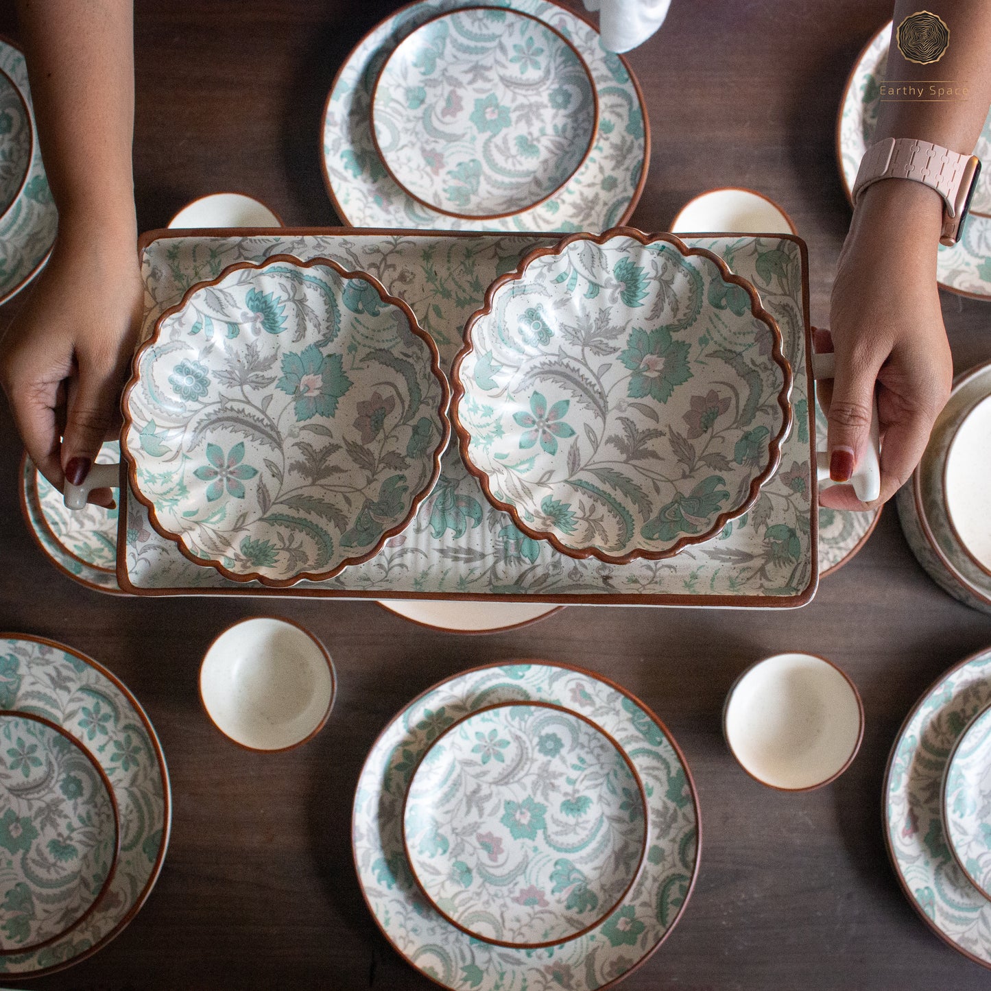 Gardenia Dinner Set