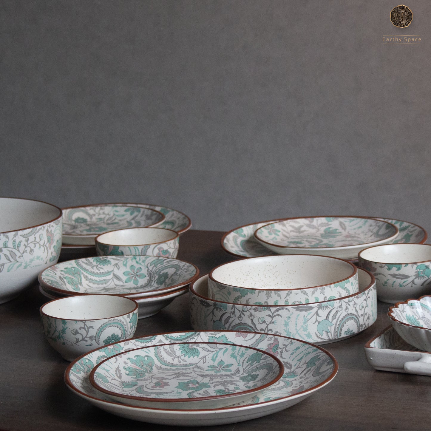 Gardenia Dinner Set