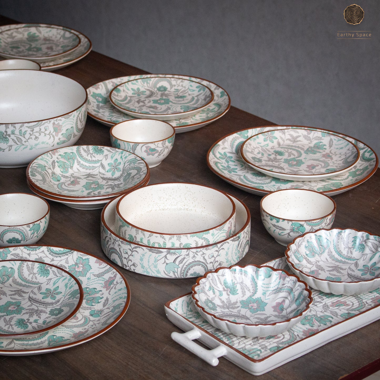 Gardenia Dinner Set