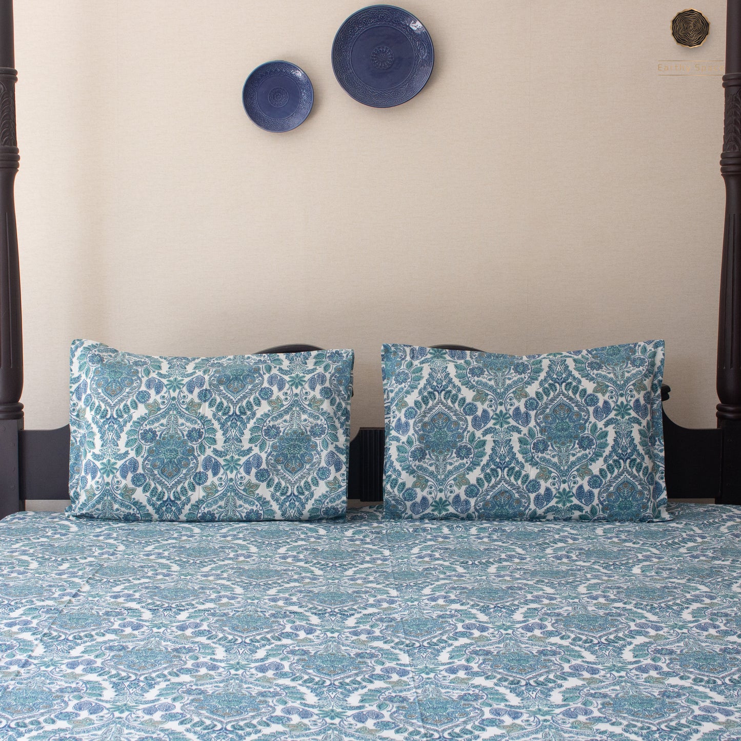 Blue Amber - Bedsheet 90" by 108"