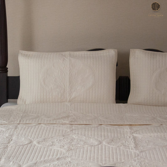 Ivory Blooms - Premium Quilted Bedspread