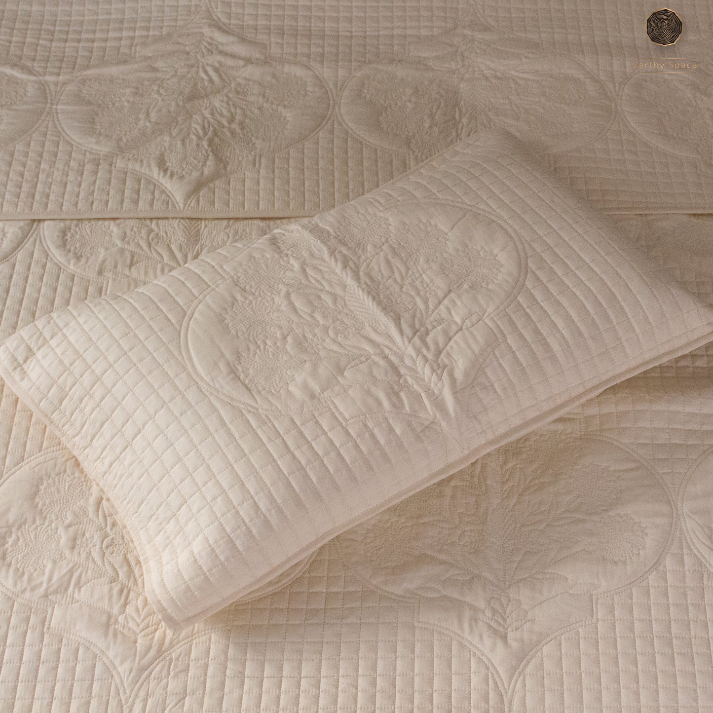Ivory Blooms - Premium Quilted Bedspread