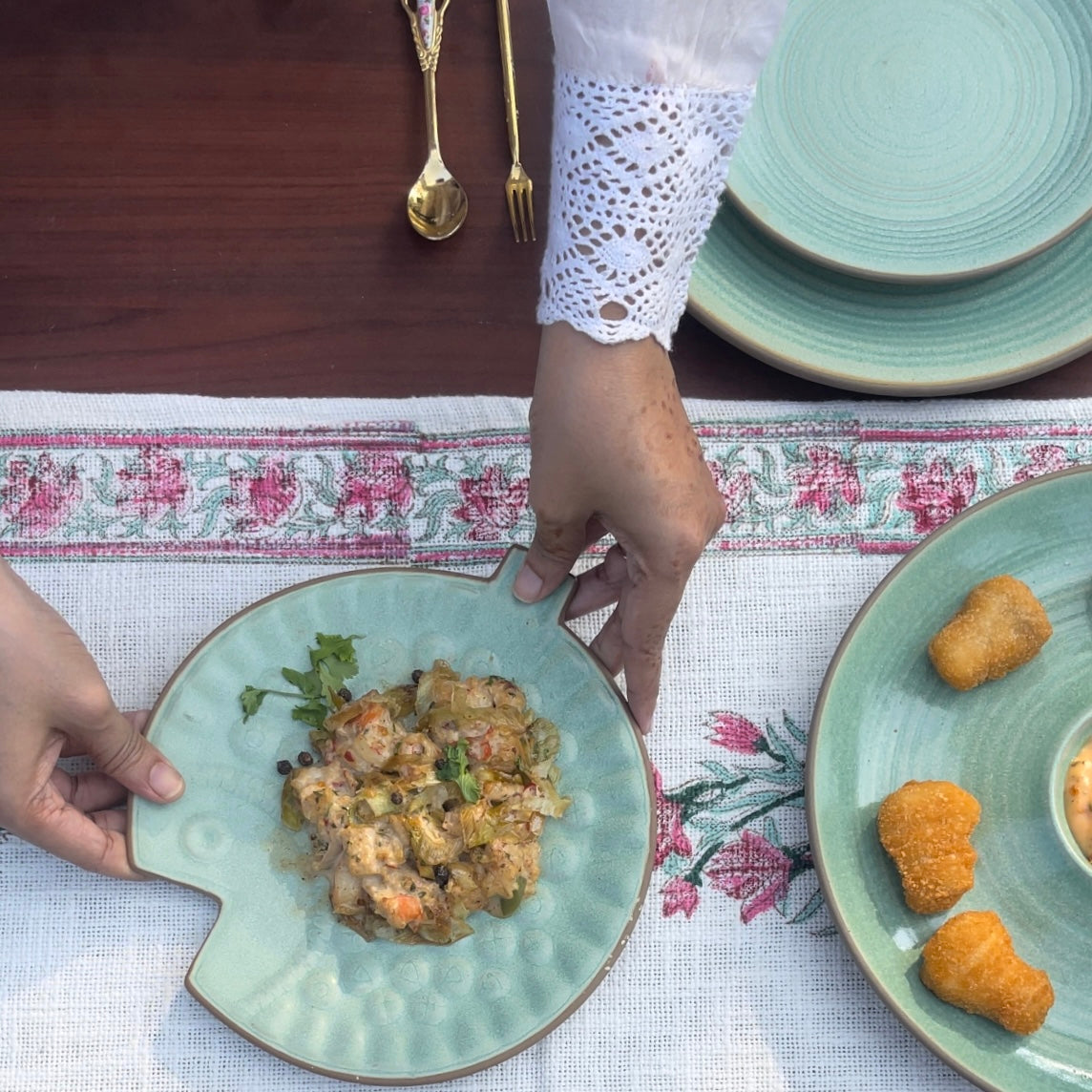 Rustic Green Ceramic Dinner Set