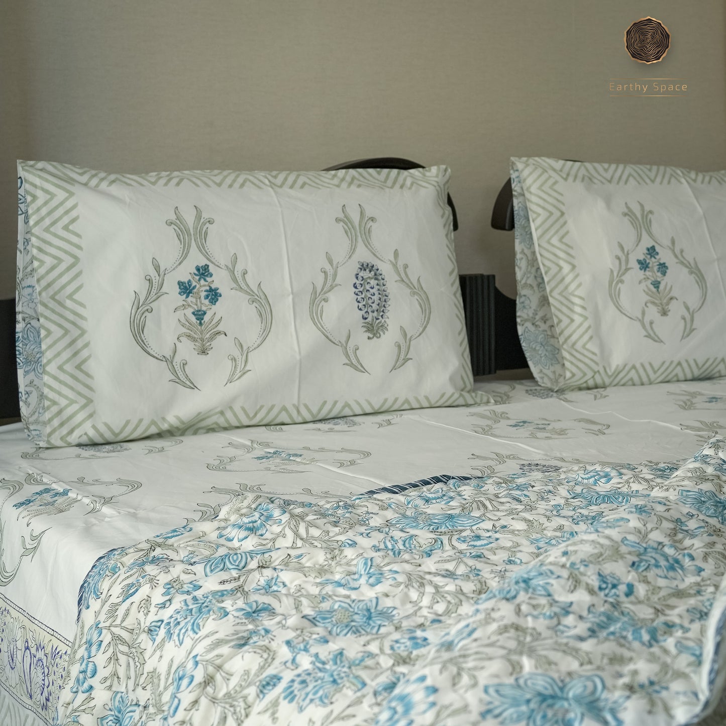 Neel Jaal Bedding Set