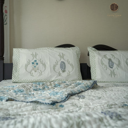 Neel Jaal Bedding Set