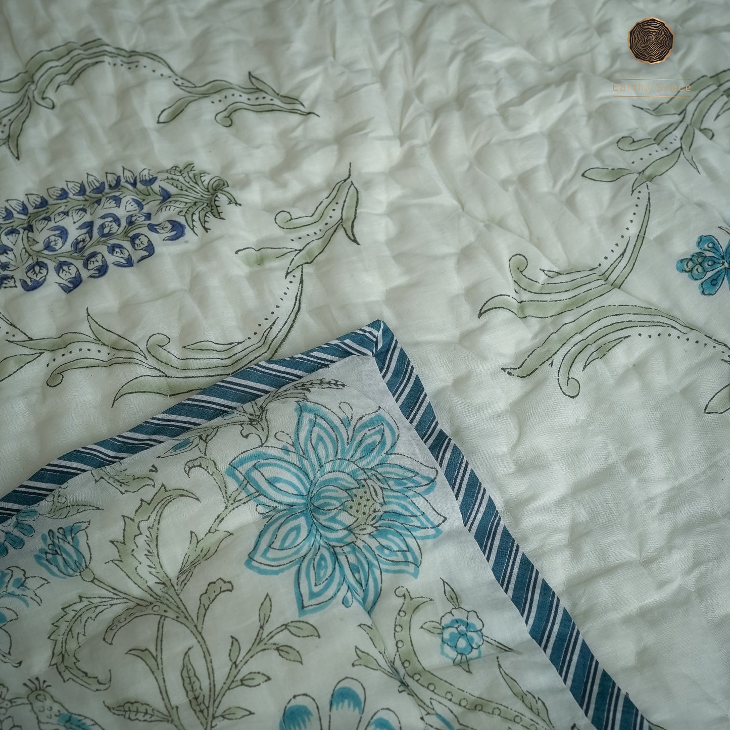 Neel Jaal Bedding Set