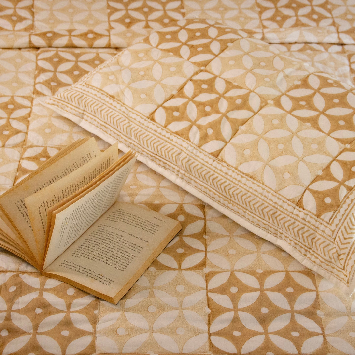Squared Geometric Handblock Printed Bedcover