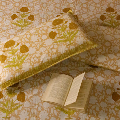 Yellow Daisy Printed Bed Sheets