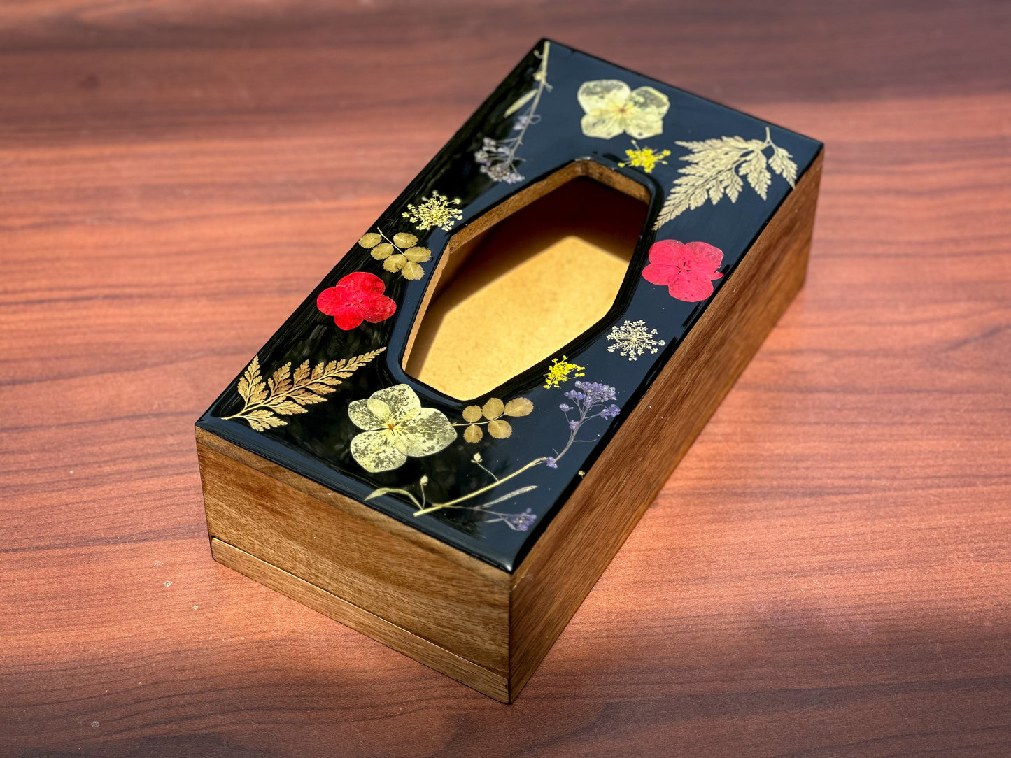 Floral Resin Tissue Box