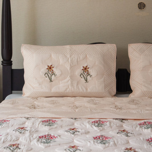 Pink Flora - Minimal