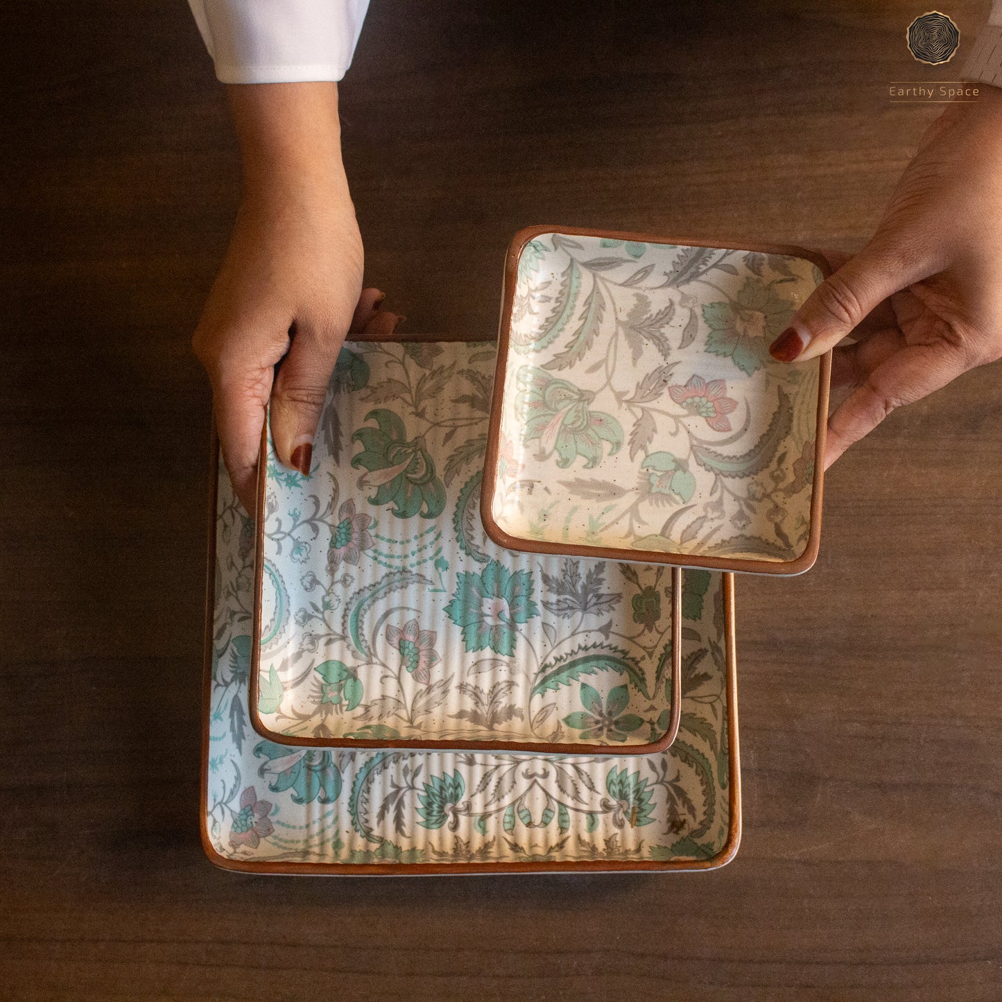 Gardenia Square Platter Set