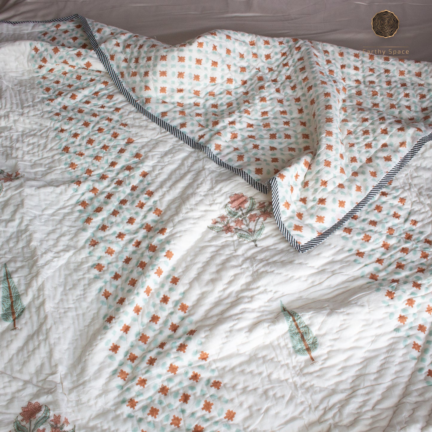 Orange County Quilt - Single Bed