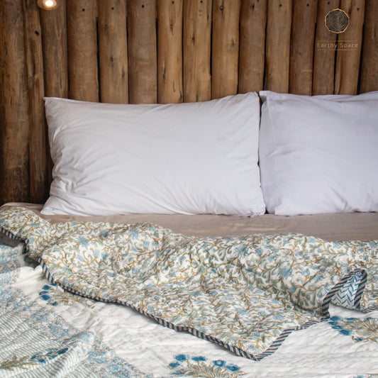 Blue bell Quilt - Single Bed