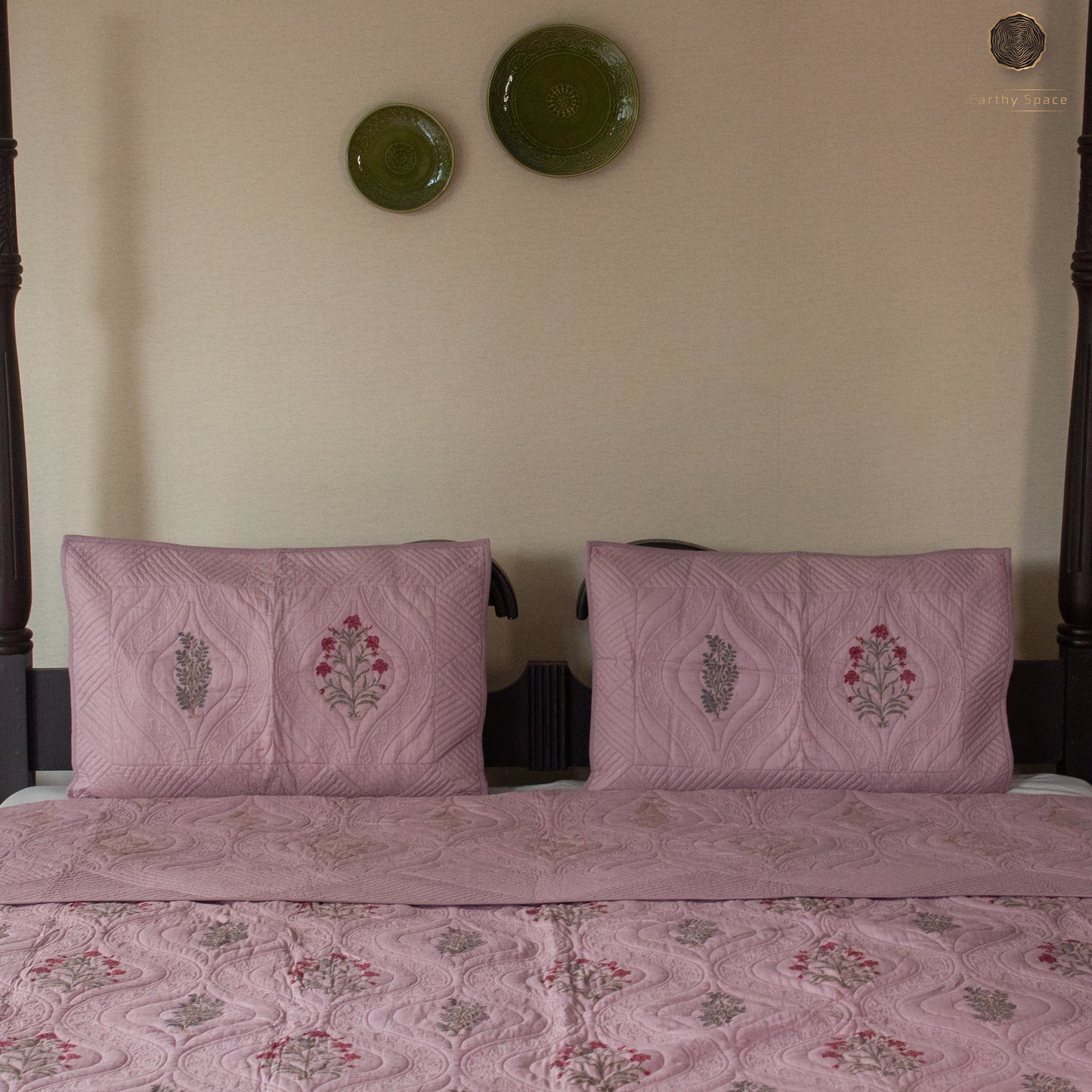 Lilac Blooms - Premium Quilted Bedspread