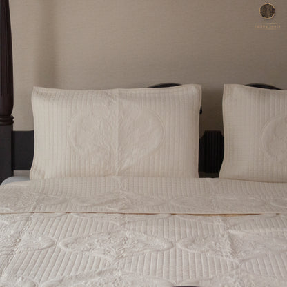 Ivory Blooms - Premium Quilted Bedspread