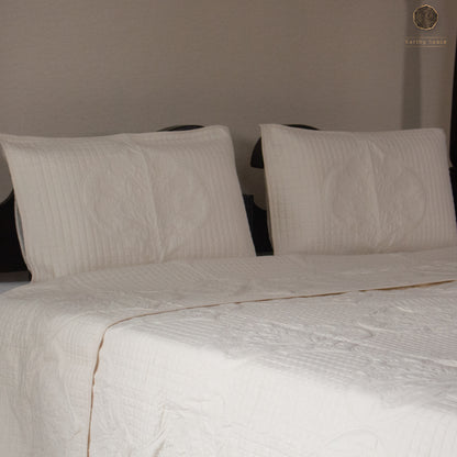 Ivory Blooms - Premium Quilted Bedspread