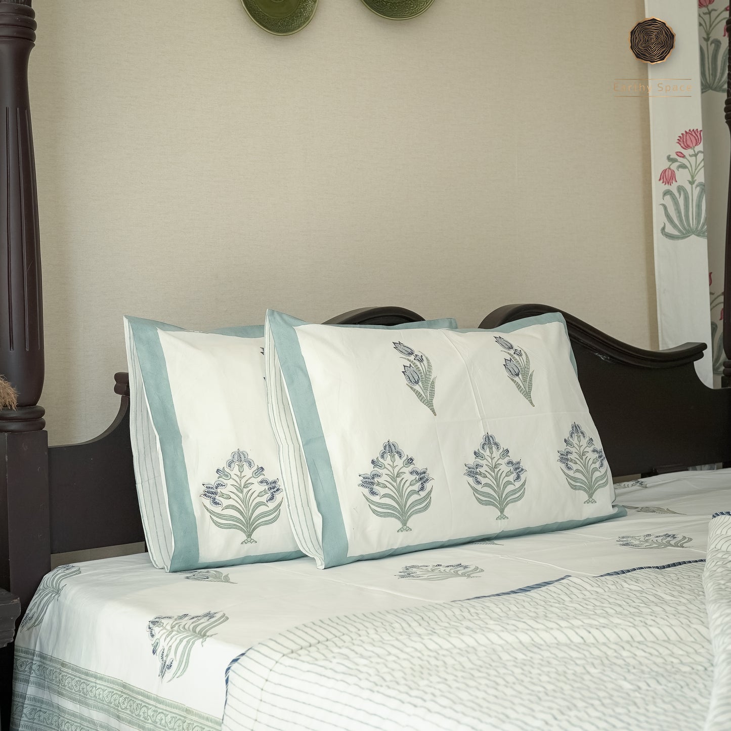 Canopy Bedding Set