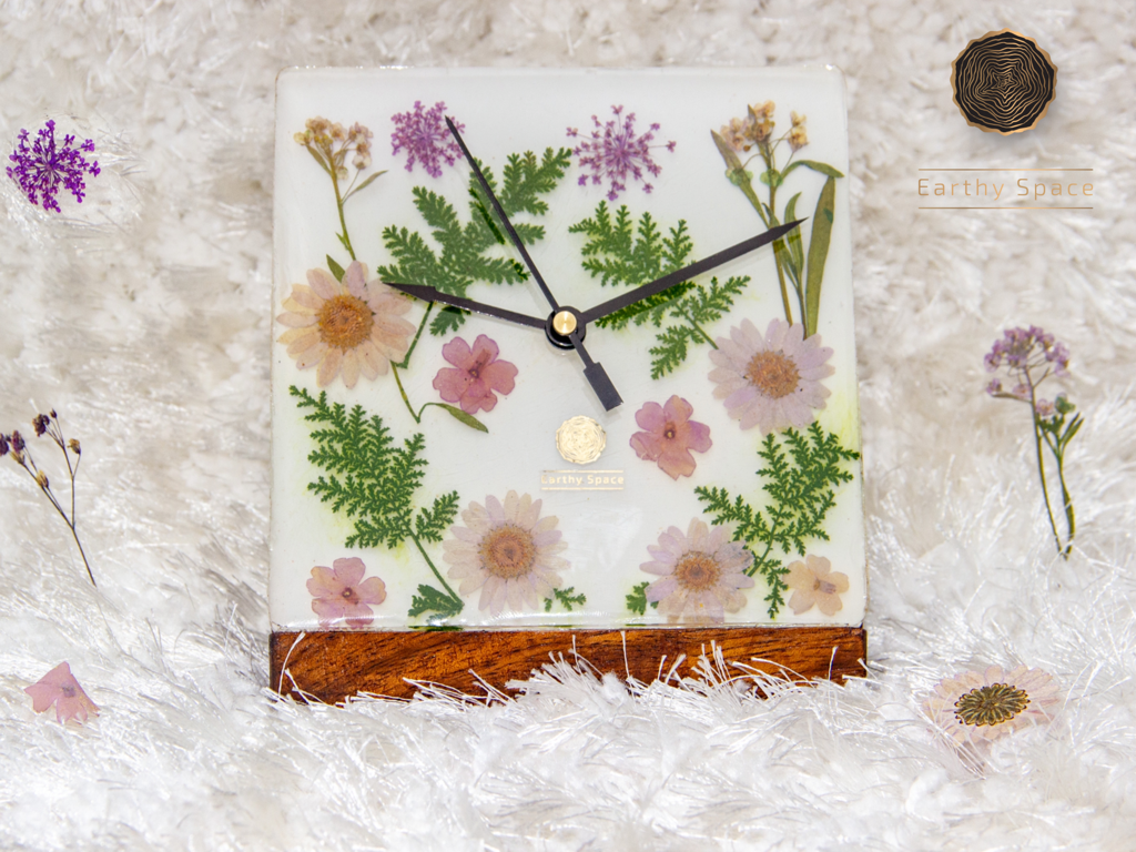 Floral Resin Square Table Clocks